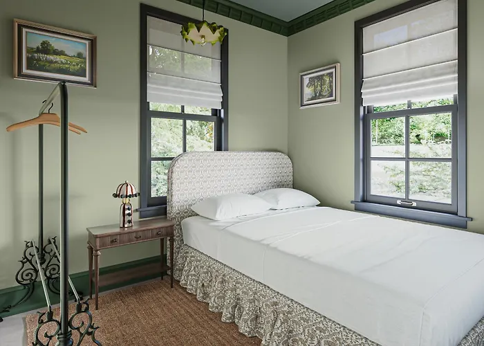 Dogwood - Upscale 2 Bedroom Villa At Petite Acres